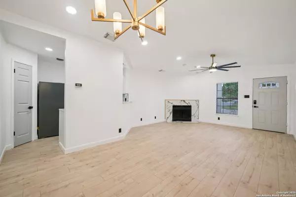 San Antonio, TX 78250,9738 Valley