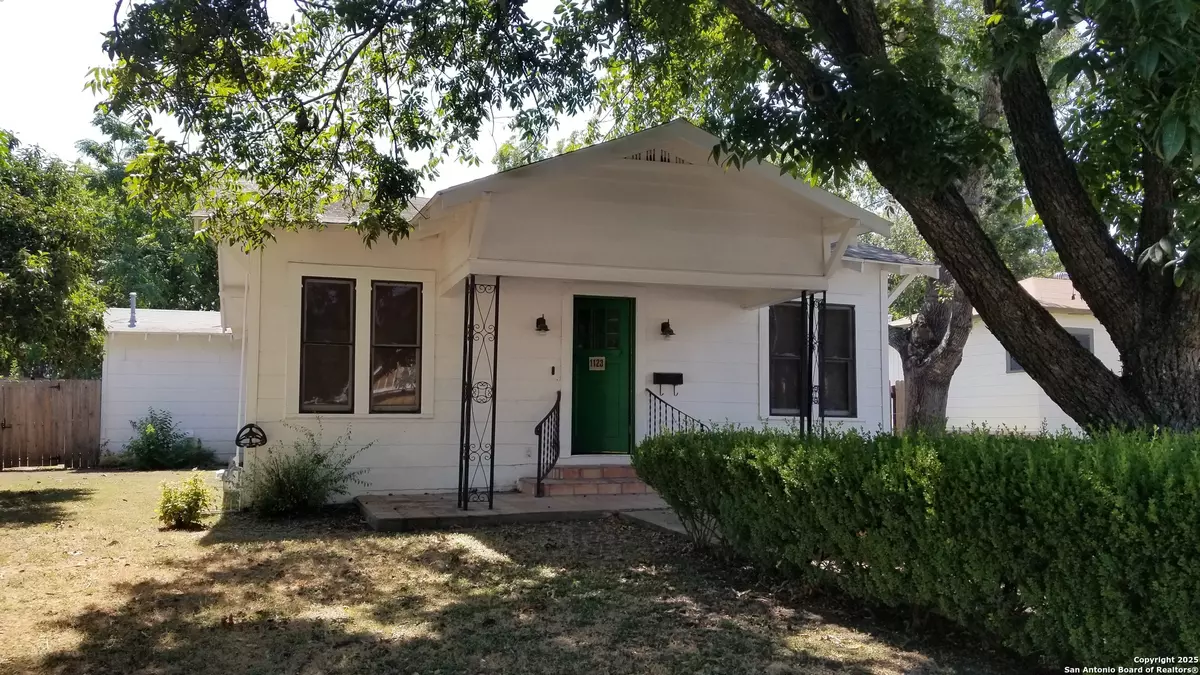 New Braunfels, TX 78130,1123 W Coll