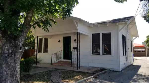 New Braunfels, TX 78130,1123 W Coll