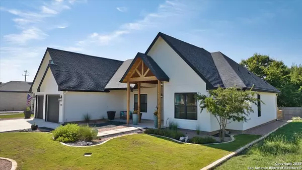 Fredericksburg, TX 78624,105 Parlin Ln