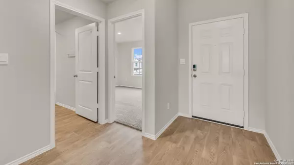 Maxwell, TX 78656,418 HODGES STREET