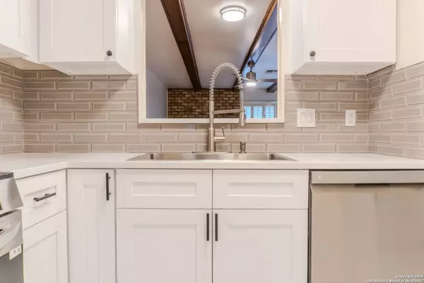 San Antonio, TX 78230,11303 Vance Jackson UNIT H2