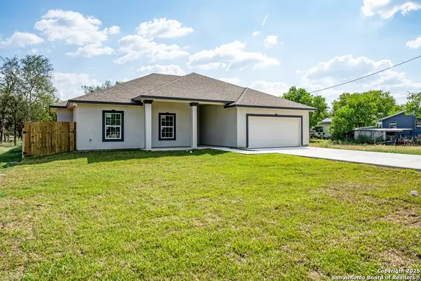 Beeville, 78102,402 Oak Drive