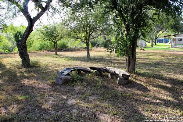 Mathis, 78368,102 Holman