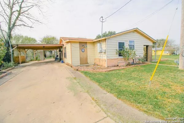 Beeville, 78102,810 Alta Vista