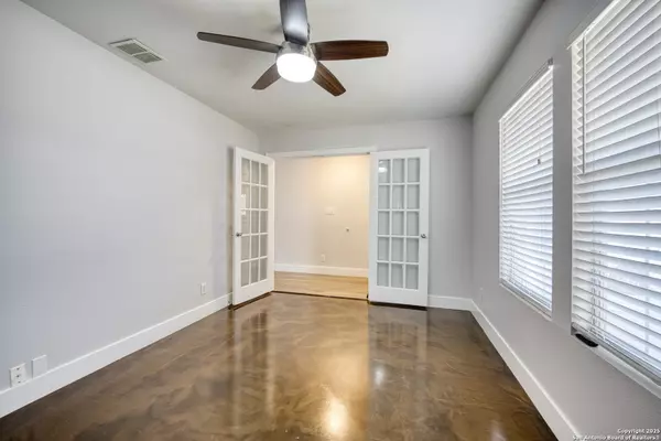 San Antonio, TX 78260,1522 Golden Wing