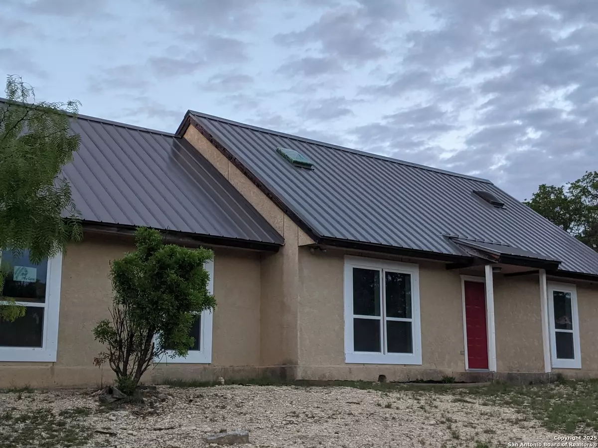 Center Point, TX 78010,138 Hobson