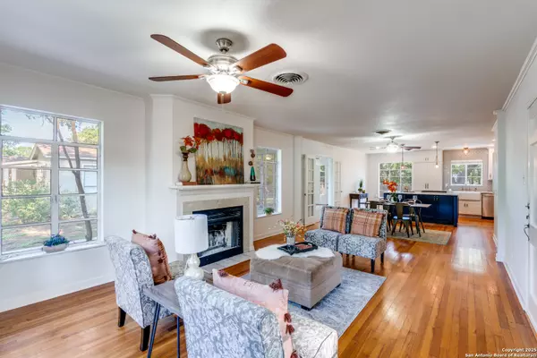 San Antonio, TX 78209,245 Larchmont