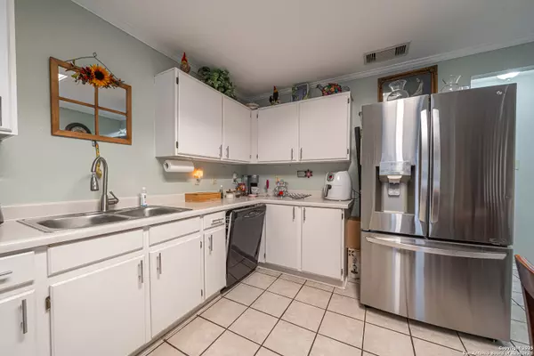 San Antonio, TX 78250,7819 BOWENS CROSSING