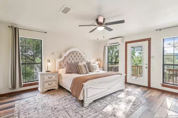 Helotes, TX 78023,20211 County Road 174