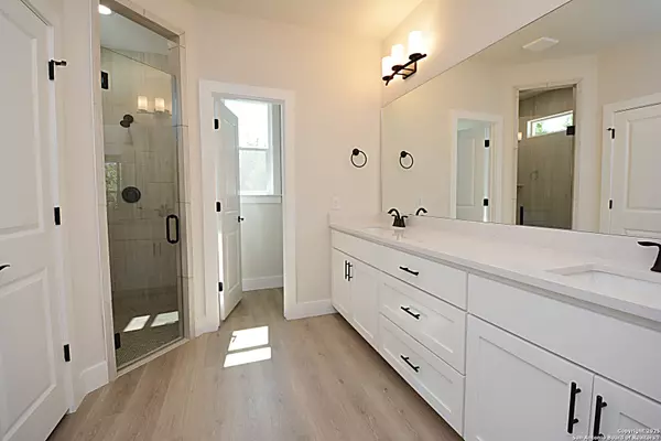 Fischer, TX 78623,1555 Birch