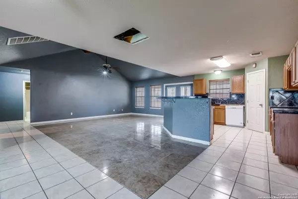 Von Ormy, TX 78073,21190 Senior Rd