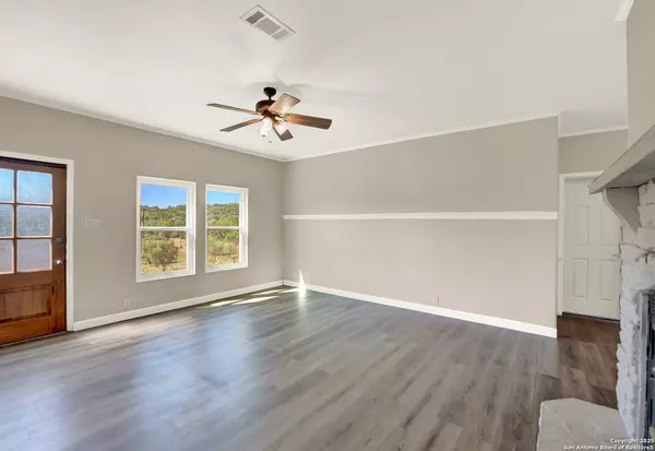 Hondo, TX 78861,683 County Road 242