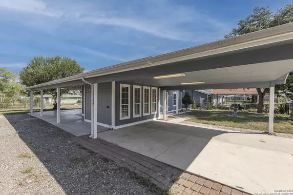 San Antonio, TX 78242,7434 Gentle Valley