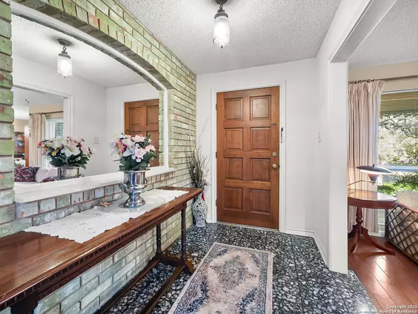 San Antonio, TX 78230,11530 Whisper Moss