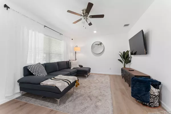 San Antonio, TX 78220-1626,338 Tomrob Dr