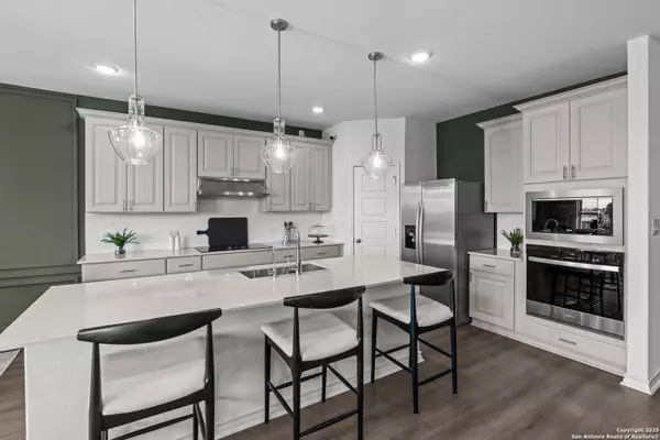 Marion, TX 78124,426 Nightingale Avenue