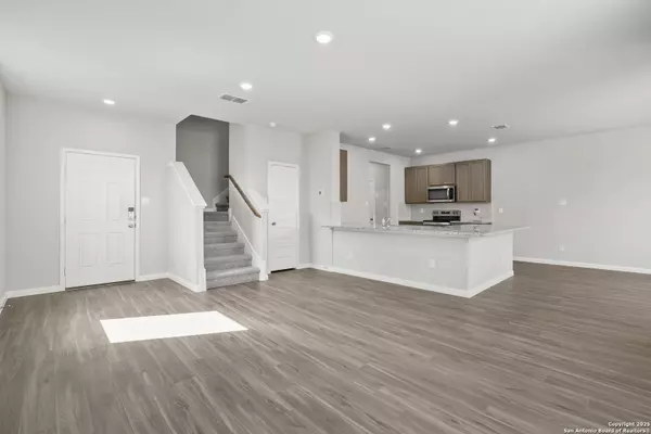 San Antonio, TX 78224,10306 Liberty Grove