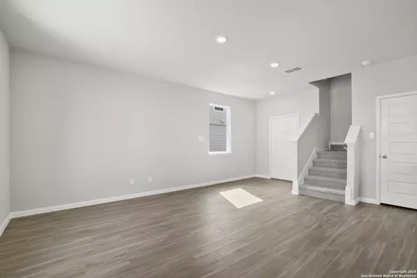 San Antonio, TX 78224,10306 Liberty Grove