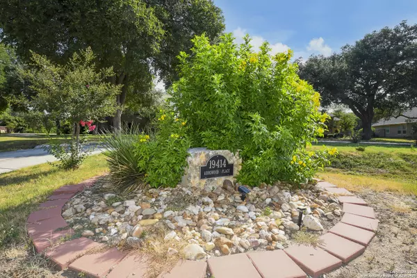 San Antonio, TX 78266,19414 Arrowood Place