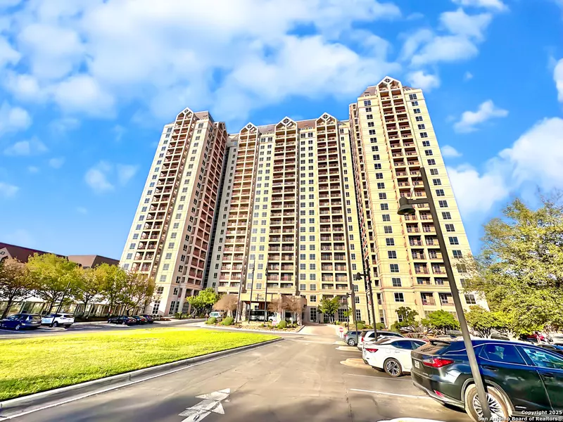 1 Towers Park UNIT 1813, San Antonio, TX 78209