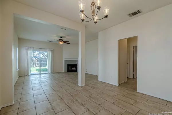 San Antonio, TX 78253,1311 hazelbury