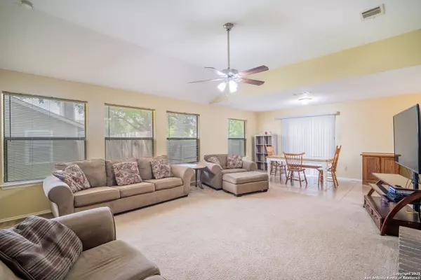 San Antonio, TX 78233,5619 Sunup Dr