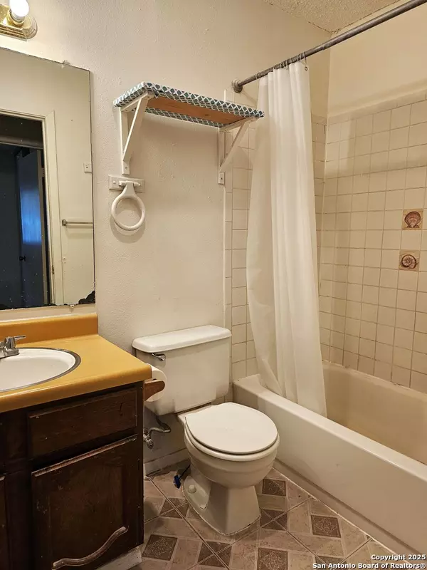 San Antonio, TX 78242,5906 Lubbers Way