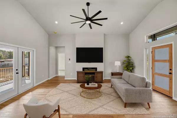 Elmendorf, TX 78112,23048 Hilltop Peaks