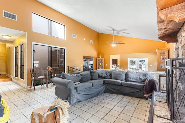 San Antonio, TX 78253,4027 Summer Breeze