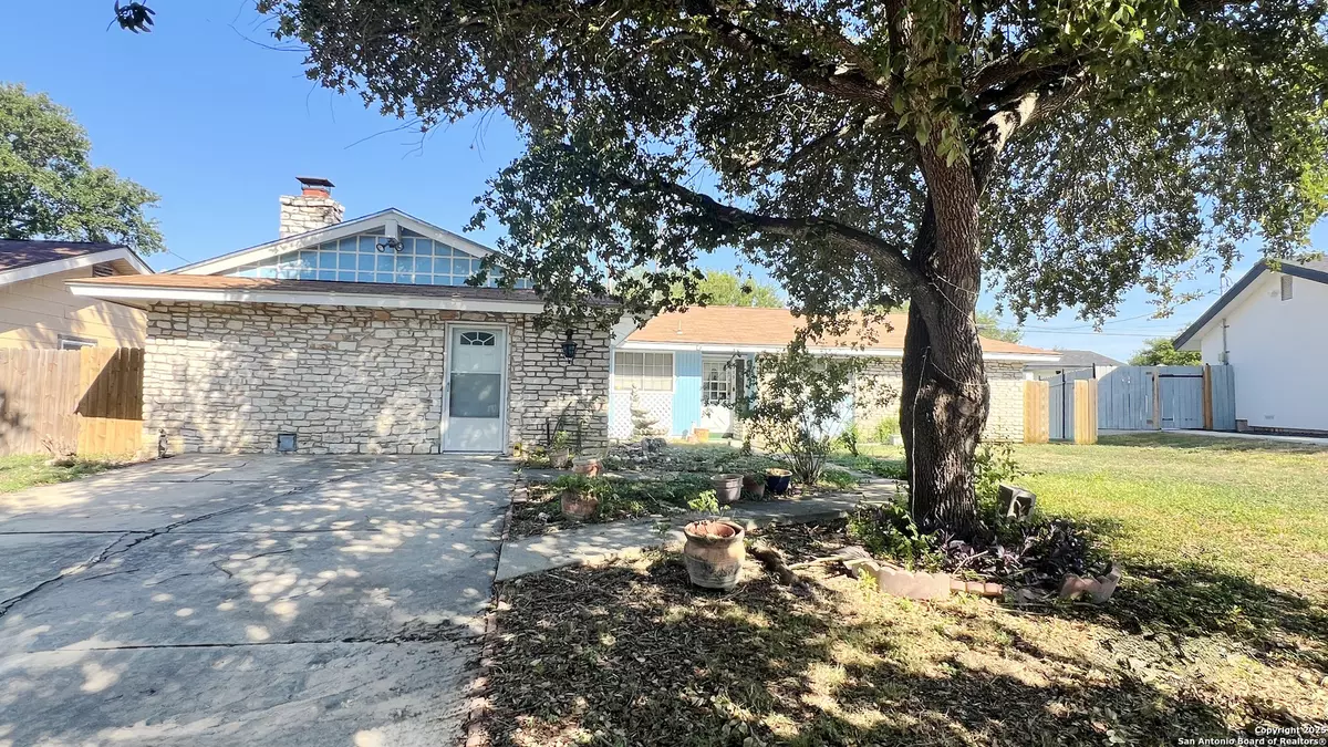 San Antonio, TX 78227,319 Whitecliff