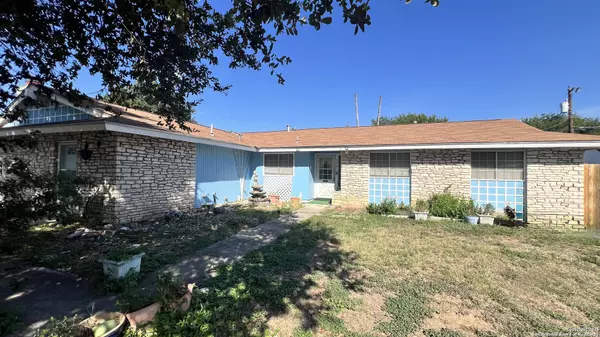 San Antonio, TX 78227,319 Whitecliff