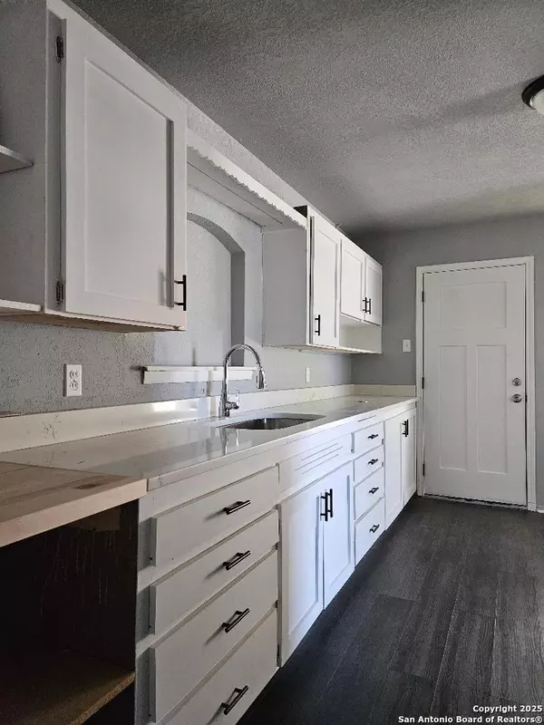 San Antonio, TX 78223,3614 Manchester Dr