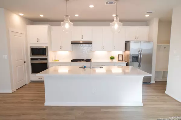 San Antonio, TX 78245,2618 Suncadia Lane