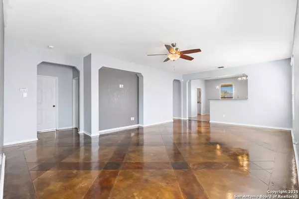 Selma, TX 78154,3604 Sharp Hill