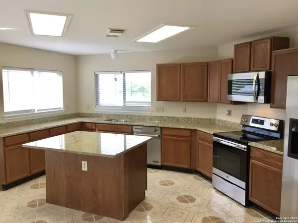 Converse, TX 78109,8131 Cherry Glade