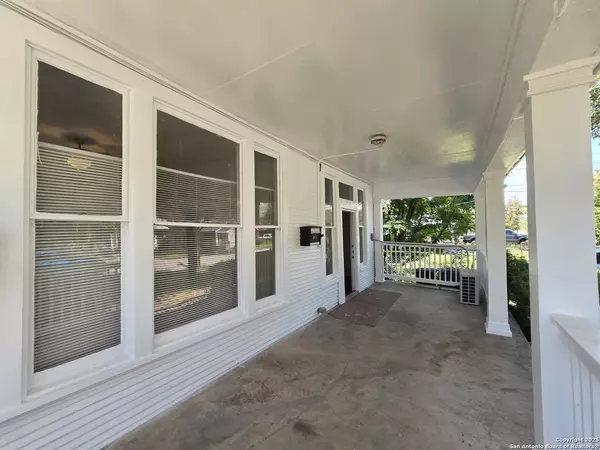 San Antonio, TX 78203-1805,1228 Virginia Blvd UNIT #1