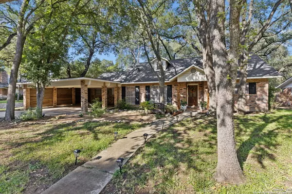 9206 Oak Downs, San Antonio, TX 78230