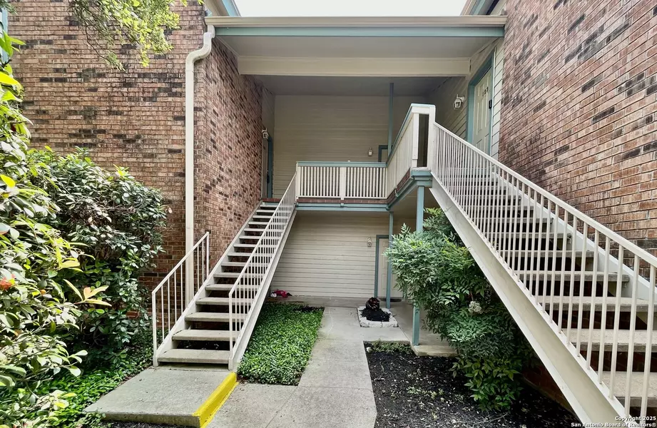 4839 BRANDEIS ST UNIT 121, San Antonio, TX 78249-1714
