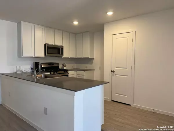 Jourdanton, TX 78026,341 Crape Place