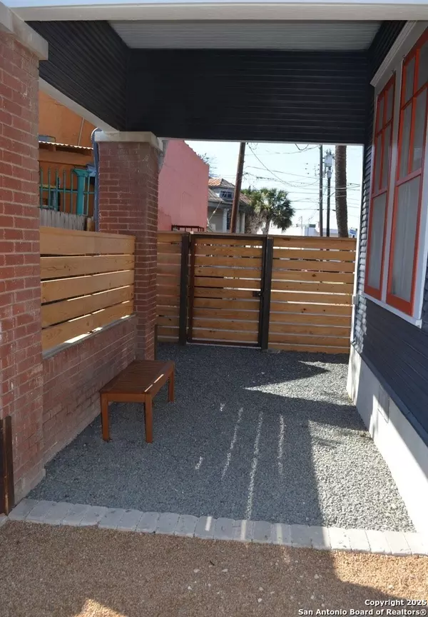 San Antonio, TX 78210,502 Eager UNIT 7