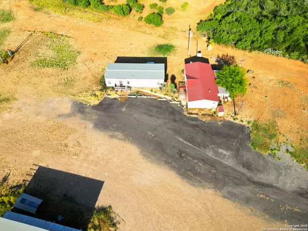 Dilley, TX 78017,1750 Hwy 85