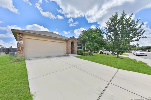 San Antonio, TX 78254,8748 Ironwood Hl