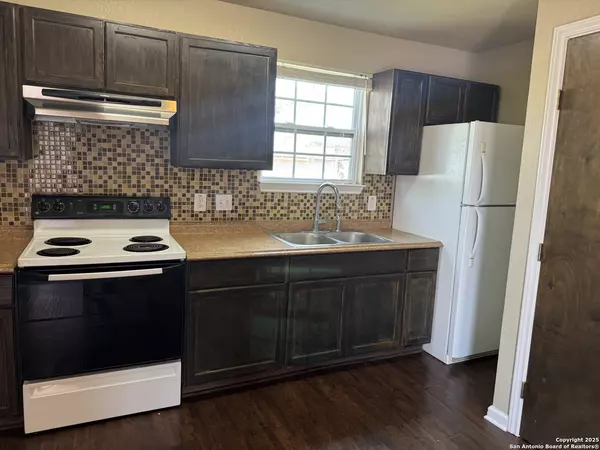 San Antonio, TX 78212,401 Dora