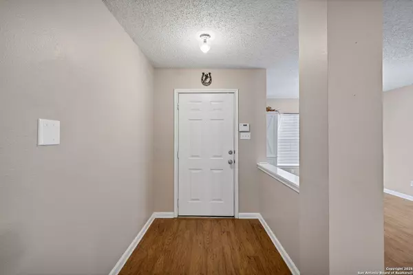 San Antonio, TX 78251,5526 Deertail