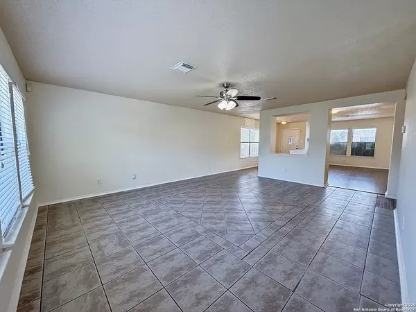 San Antonio, TX 78245-1290,9123 CENTRO GRANDE