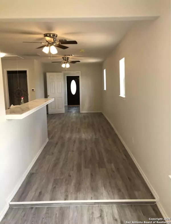 Jourdanton, TX 78026,2201 Cantrell