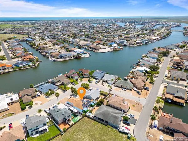 Corpus Christi, TX 78418,14877 Cobo de Bara