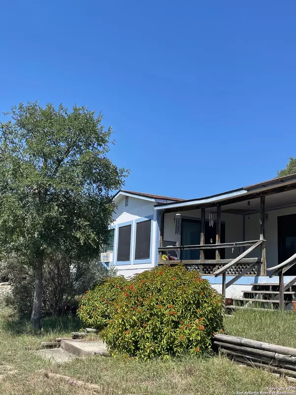 Pipe Creek, TX 78063,235 Scenic Pass