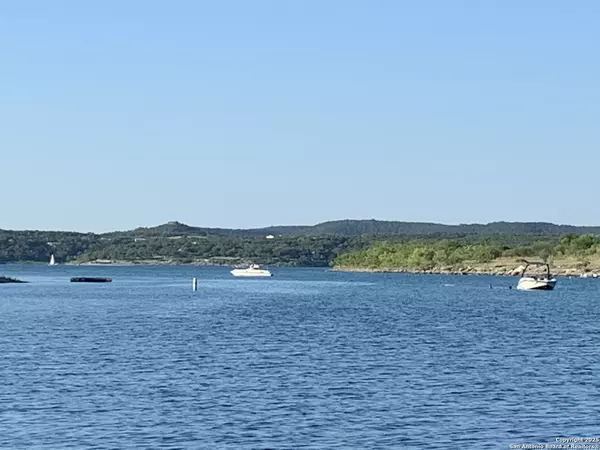 Canyon Lake, TX 78133,421 Lexington